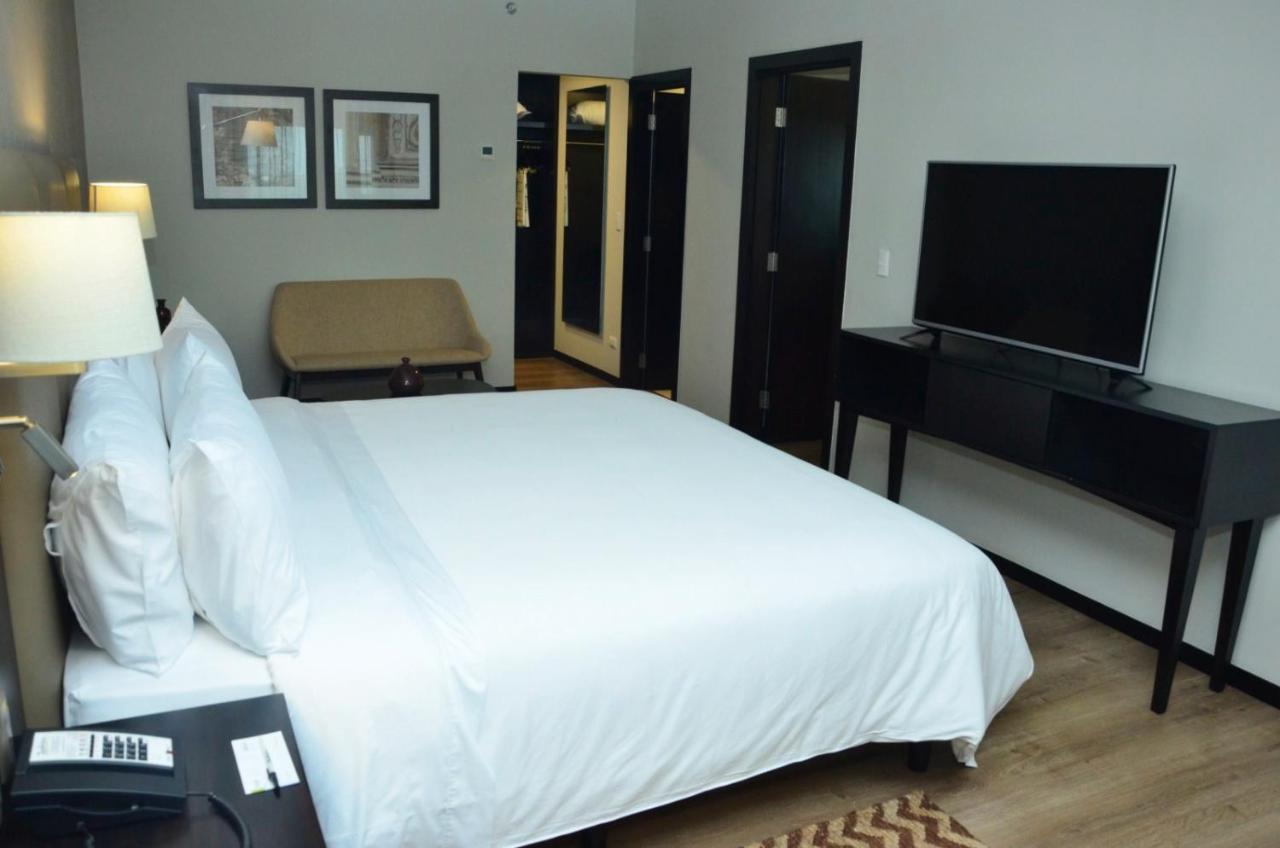 Radisson Hotel Santa Cruz 圣克鲁斯 外观 照片