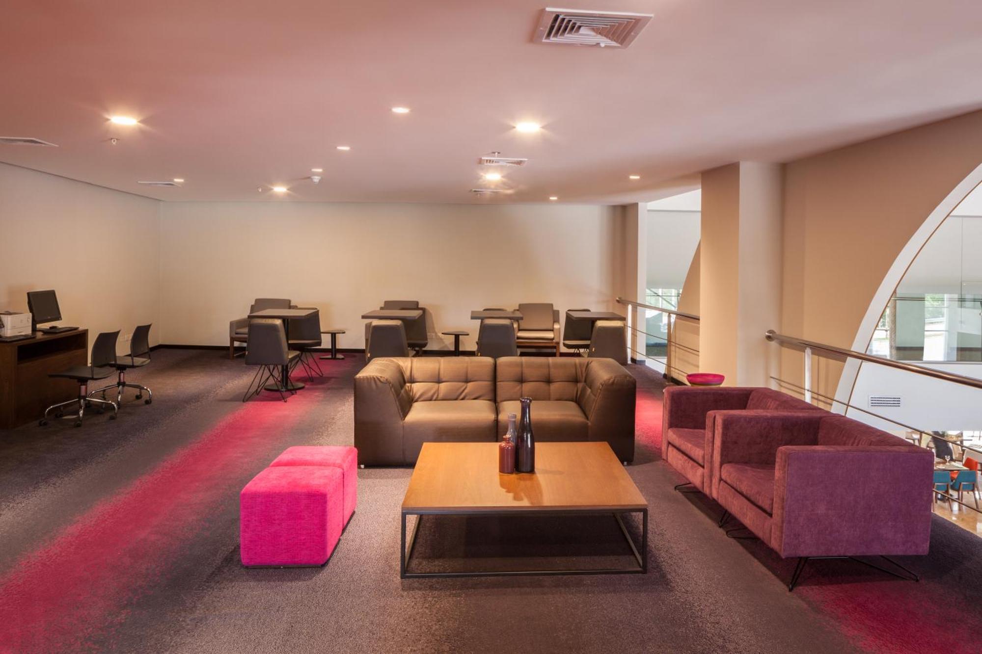 Radisson Hotel Santa Cruz 圣克鲁斯 外观 照片
