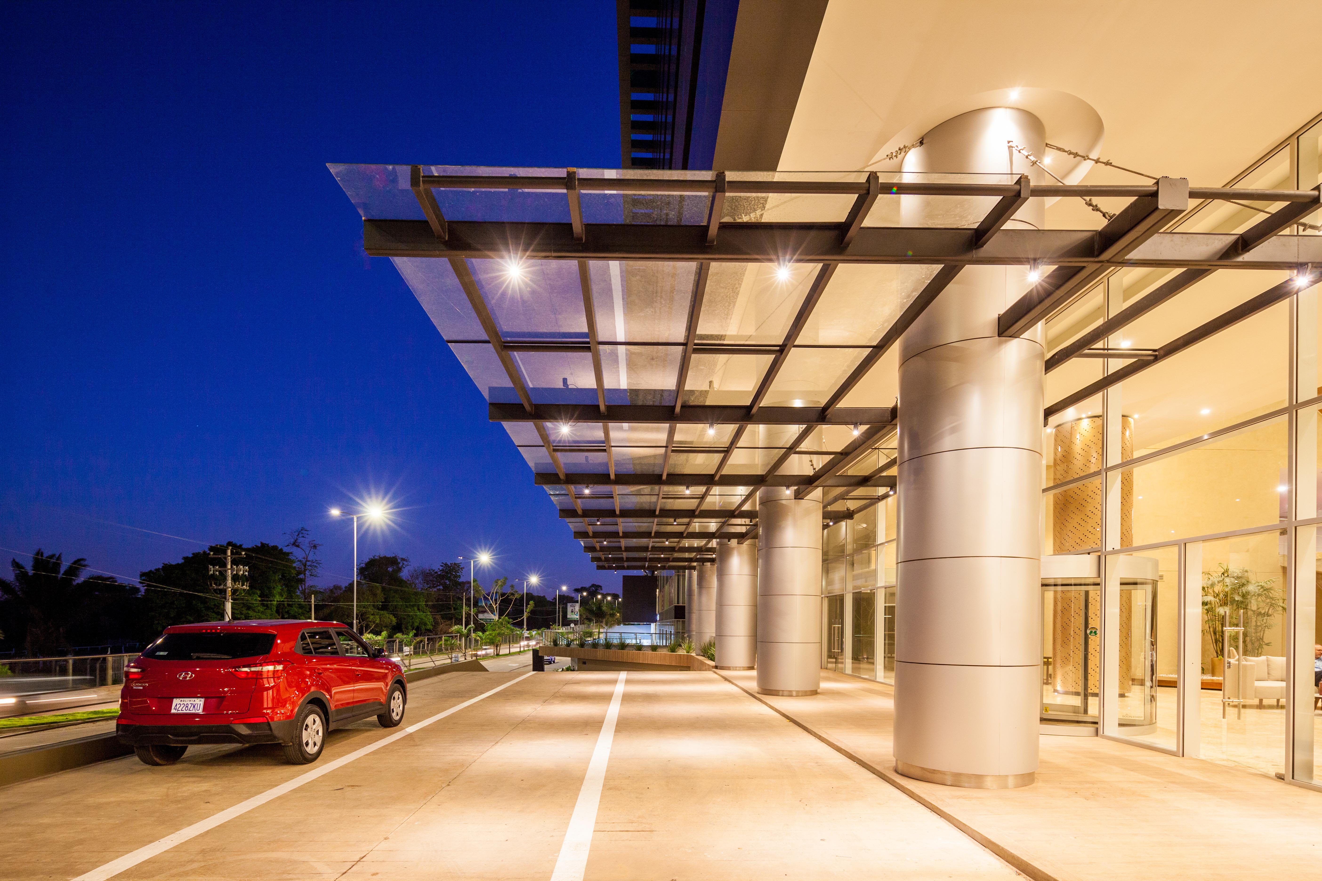 Radisson Hotel Santa Cruz 圣克鲁斯 外观 照片